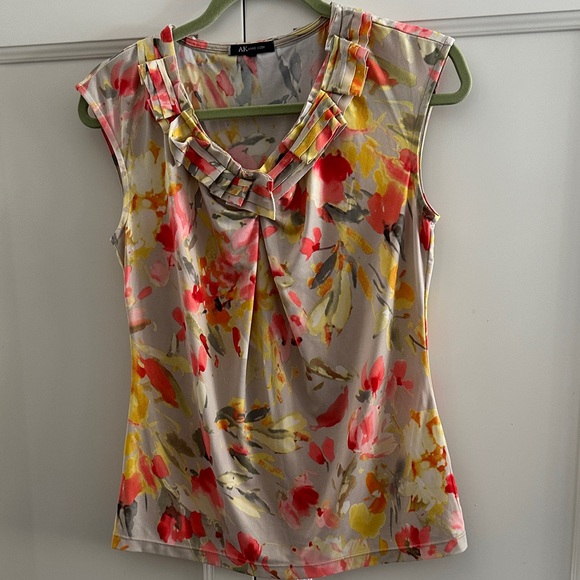 Colorful Patterned Tops Bundle - Picture 8 of 11